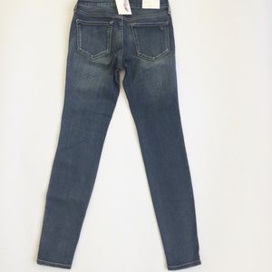 Jessica Simpson Kiss me super skinny jeans 27 New